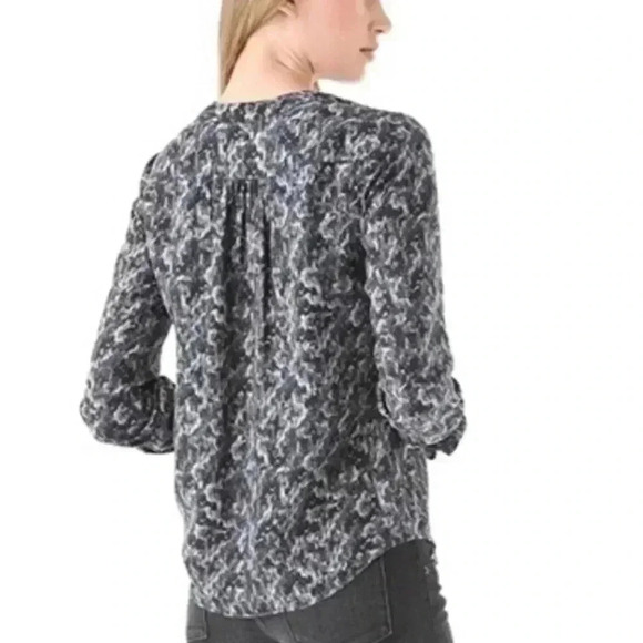 Theory | 100% Silk Ruisa Caligula Blouse (S) - Picture 2 of 10